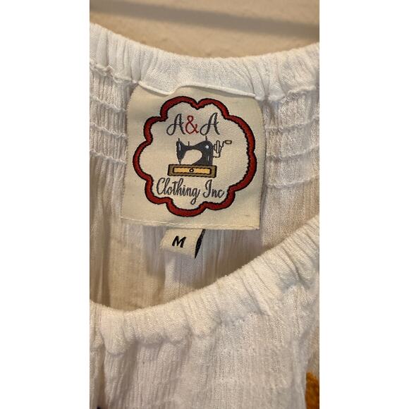 A&A Clothing 100% Viscose Top Size Medium Embroidered - Picture 2 of 5